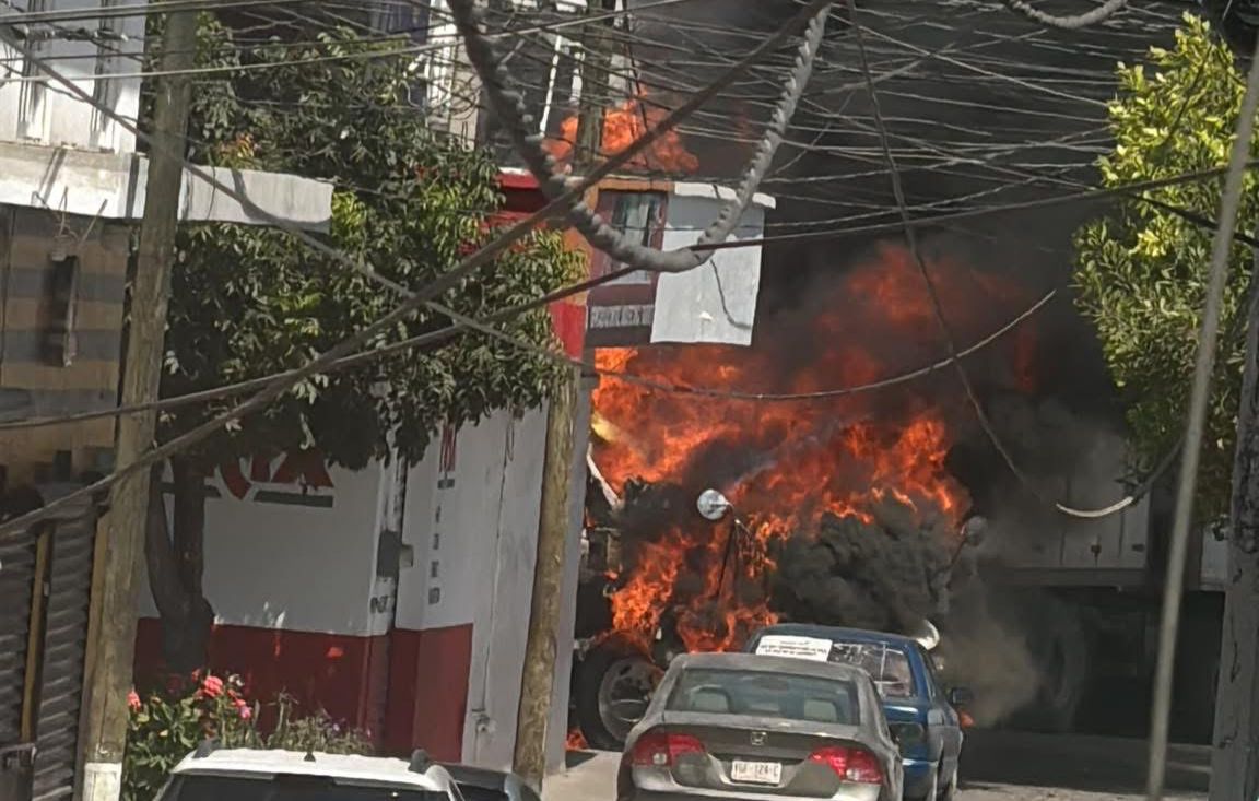 Narcobloqueos en Villa Unión, Mazatlán, Sin.