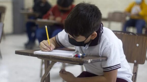 Regresa el uso de cubrebocas en escuelas de Guadalajara y otros municipios de Jalisco… pero no por COVID-19