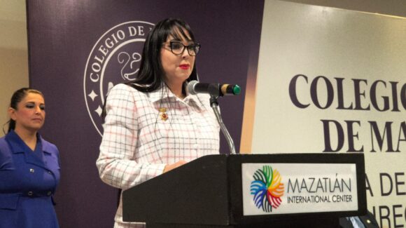 Rosa Alicia León Soto hace historia al ser la primera presidenta del Colegio de Notarios de Mazatlán 2026