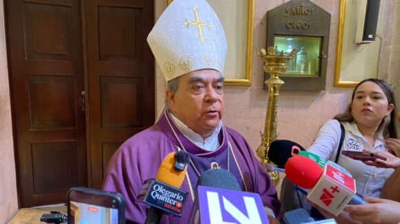 “No se pueden acabar, quienes nos gobiernan se han vuelto de oídos sordos”: Obispo sobre marchas por la paz en Sinaloa