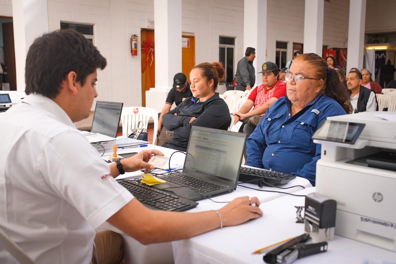Oficina Móvil del SAT en Navolato