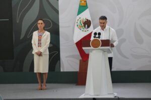 Omar García Harfuch en mañanera de Mazatlán