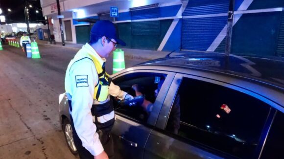 Se les acabó la fiesta: 19 conductores terminan el fin de semana sin volante y con multa en Mazatlán, Sinaloa