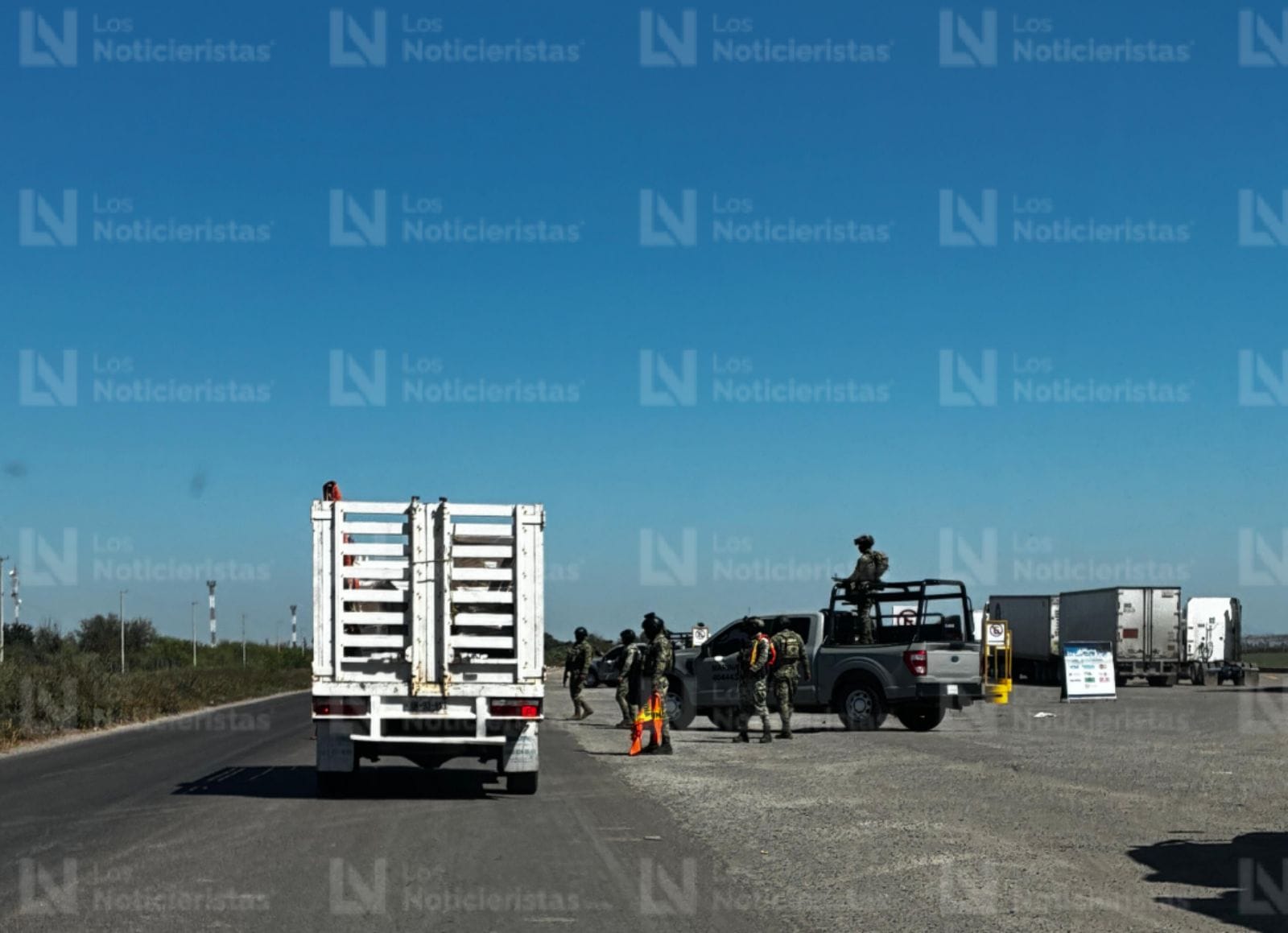 Marina realiza operativo en Ahome