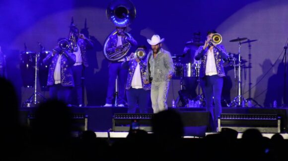 Se destapa Pancho Barraza y anuncia concierto en la Semana Internacional de la Moto 2026 en Mazatlán, Sinaloa