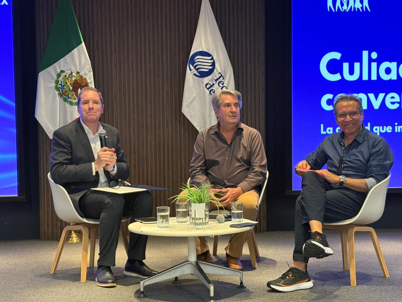 Panel "Culiacán en conversación" en el Tecnológico de Monterrey Campus Sinaloa