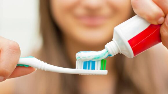 Profeco revela cuál es la pasta dental buena, bonita y barata en México