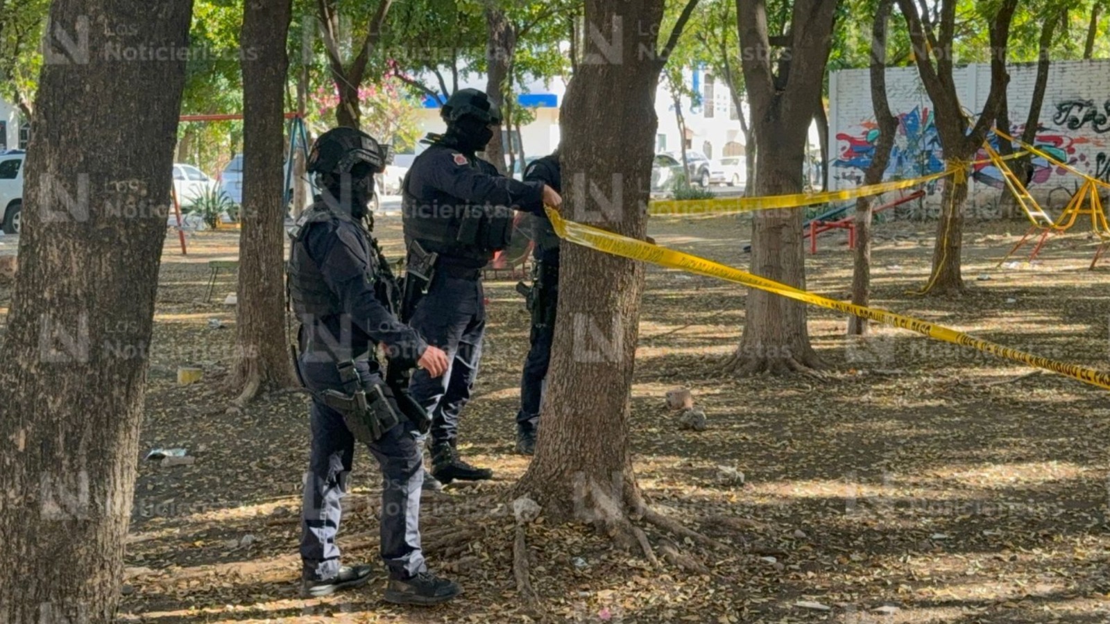 Personal de la PEP acordona zona donde ejecutaron a joven