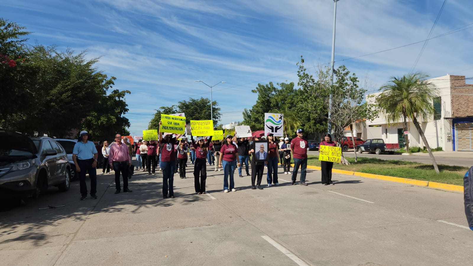 Exigen justicia e indemnización por fallecimiento del profesor Píndaro
