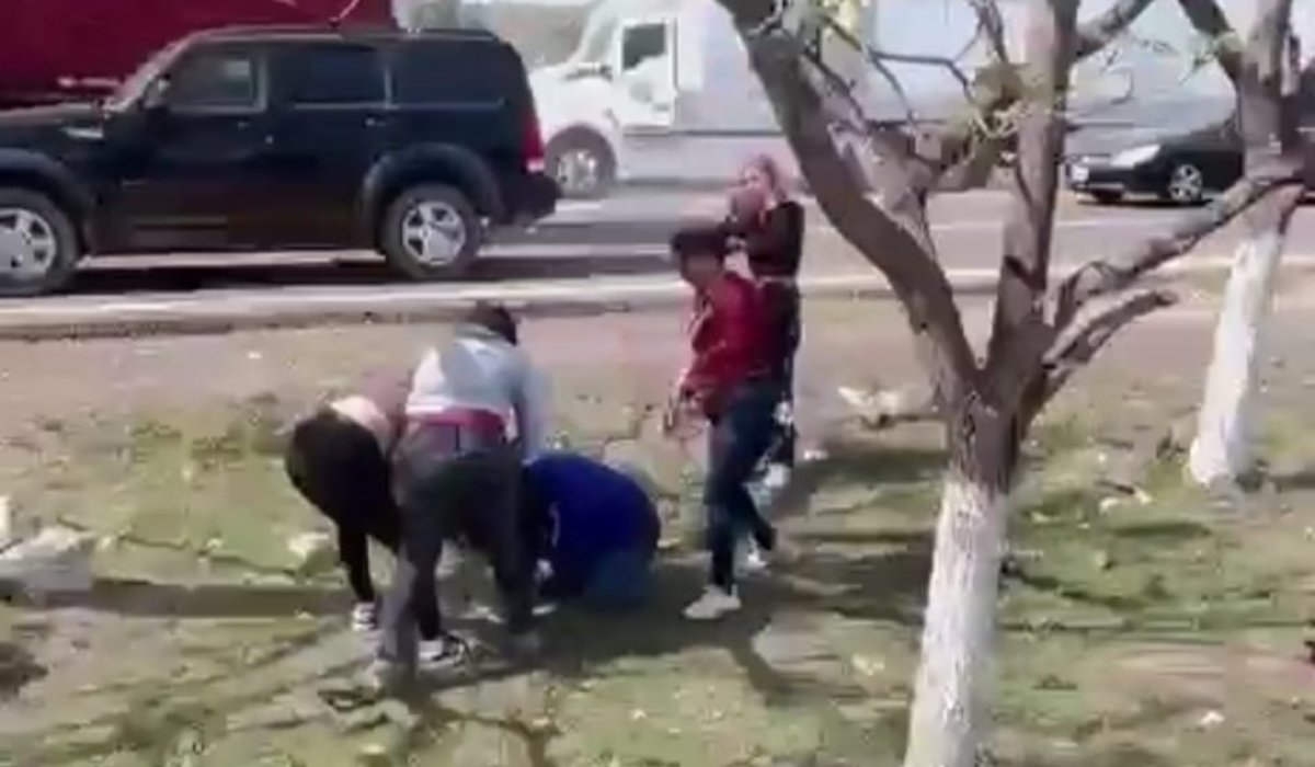 Pleito entre vendedoras de "burritos" en Ahome, Sinaloa