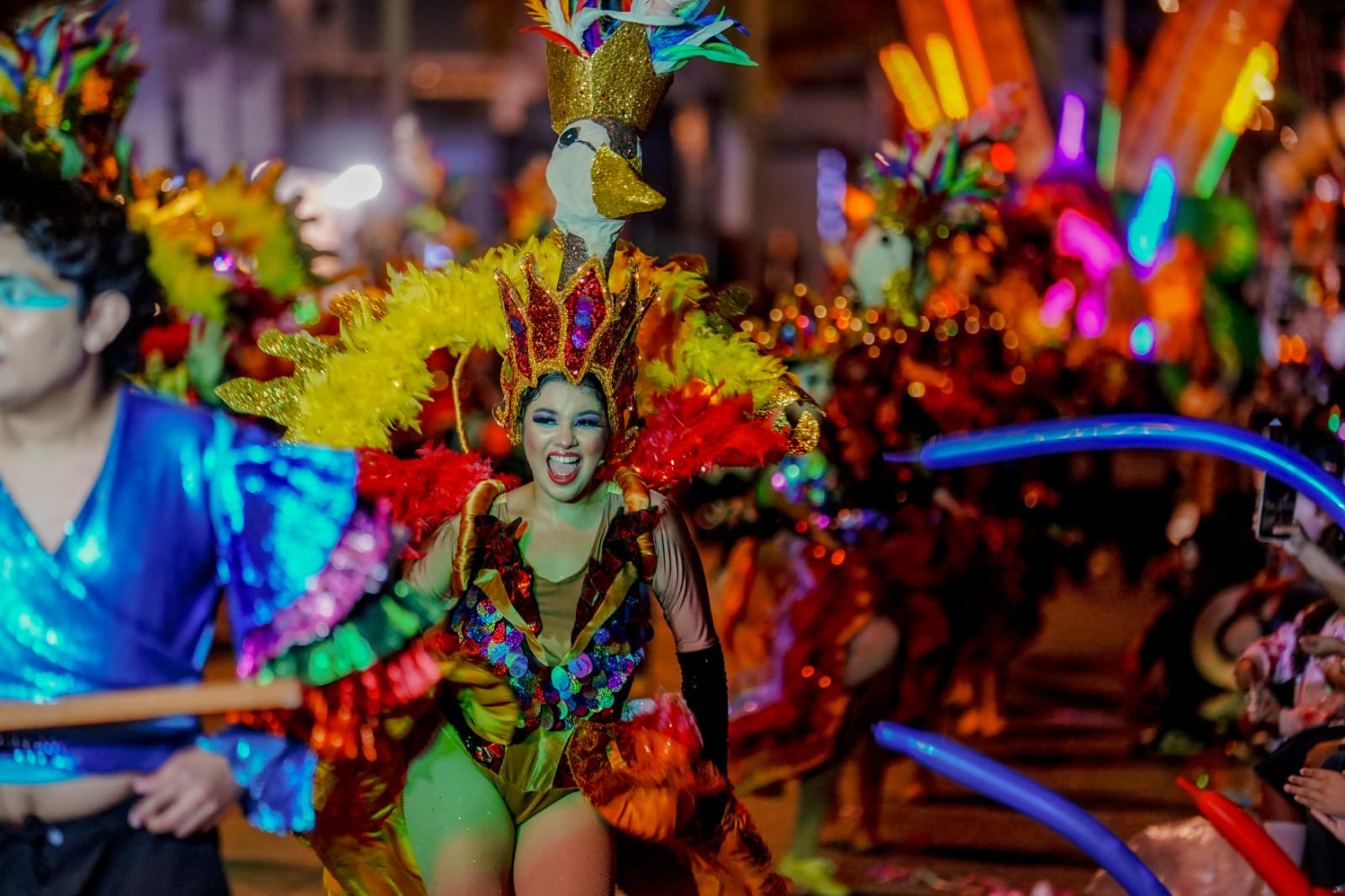 Cultura Mazatlán premia a comparsas que participaron en desfiles del Carnaval