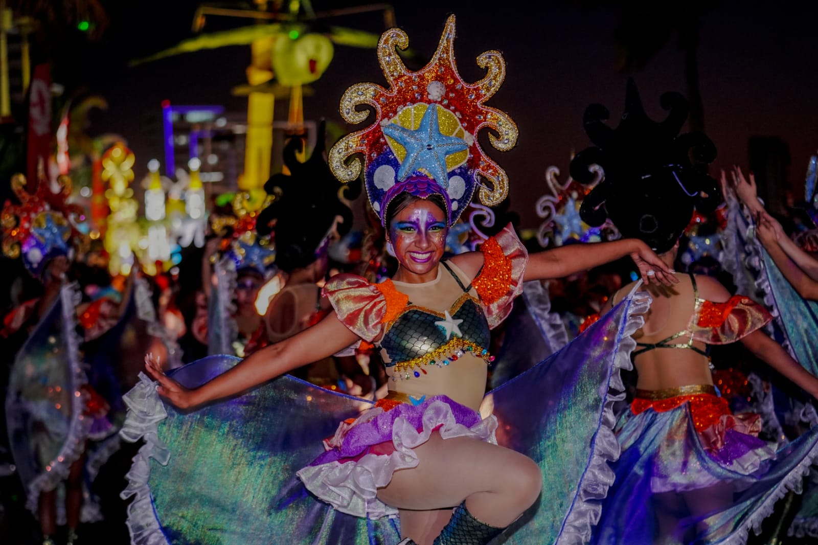 Cultura Mazatlán premia a comparsas que participaron en desfiles del Carnaval