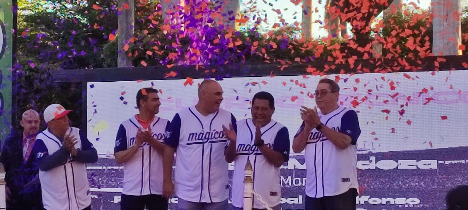 Presentan a Mágicos de El Fuerte en la Liga Clemente Grijalva Cota