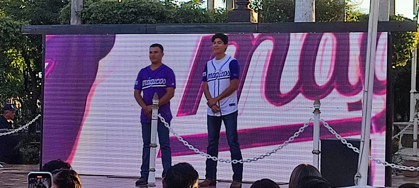 Presentan a Mágicos de El Fuerte en la Liga Clemente Grijalva Cota