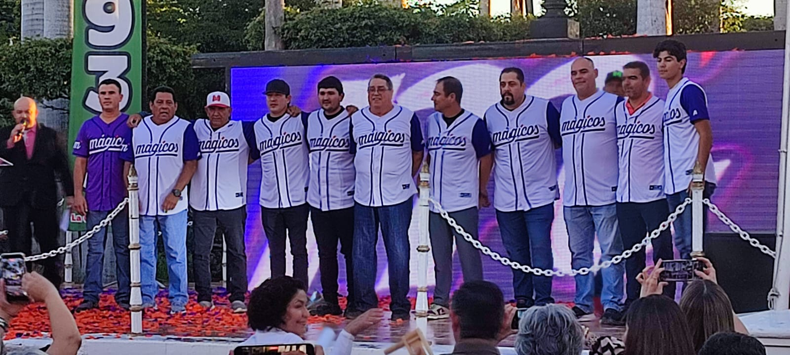 Presentan a Mágicos de El Fuerte en la Liga Clemente Grijalva Cota