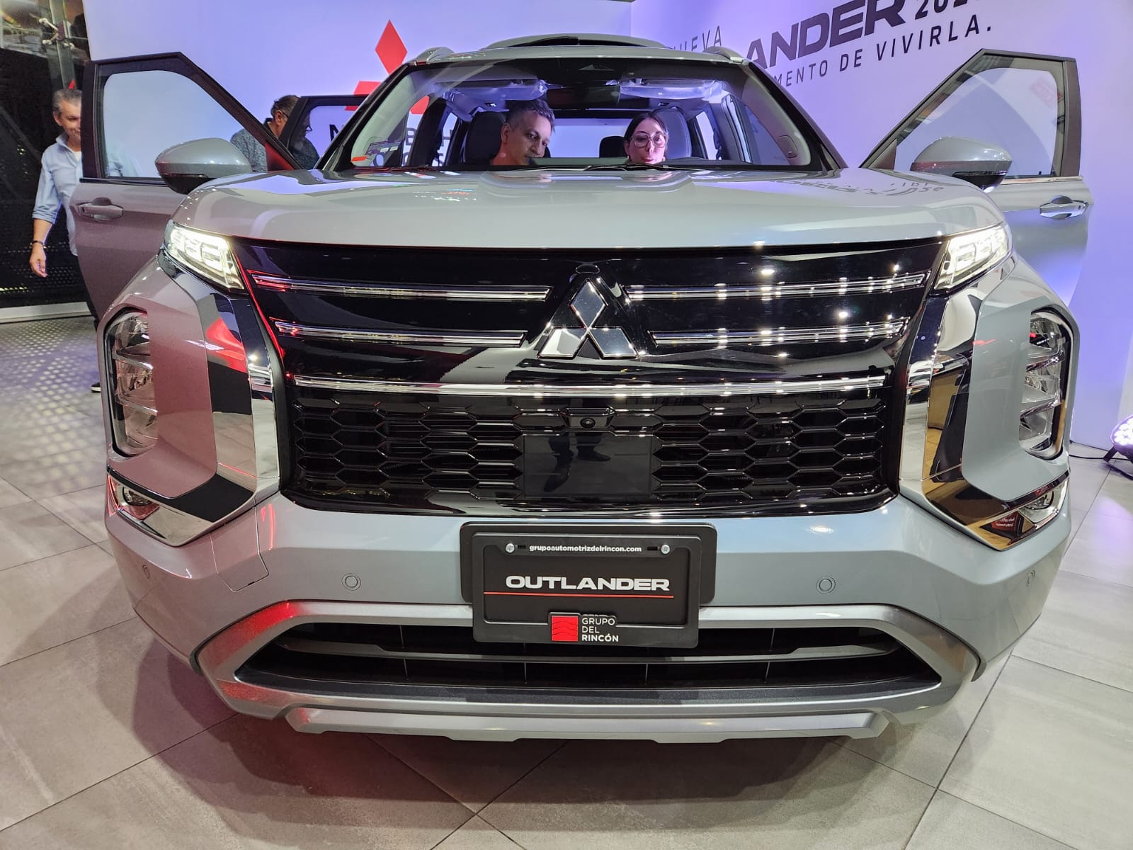 Mitsubishi Motors Culiacán presenta su camioneta Outlander 2026