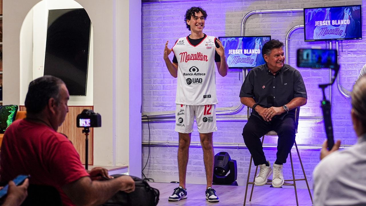 Presentan nuevos jerseys de Venados Basketball