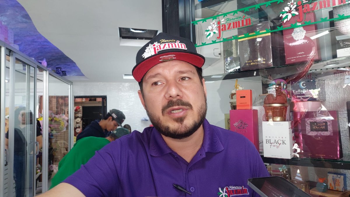 presidente de los floristas en el municipio juan velazquez