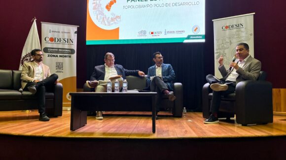 Dialogan sobre potencial económico del puerto de Topolobampo durante el Primer Foro Regional Polo de Oportunidad y Desarrollo