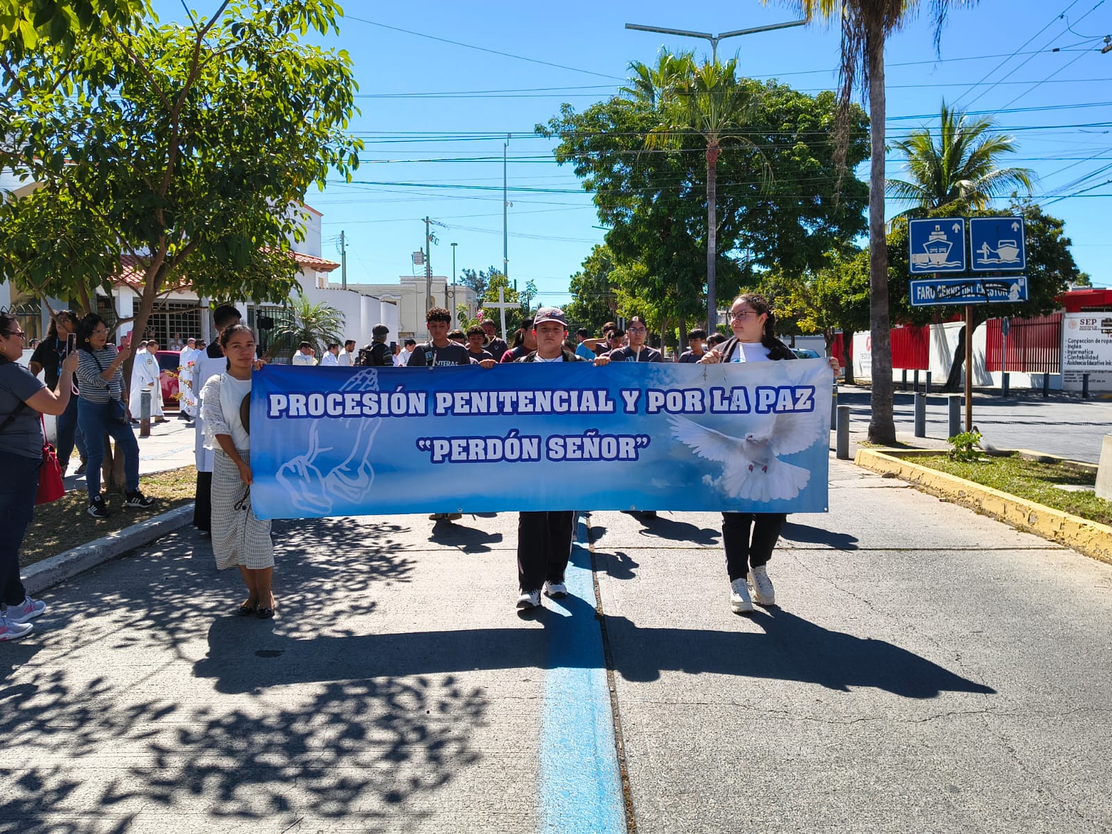 Procesión penitencial de la diócesis de Mazatlán