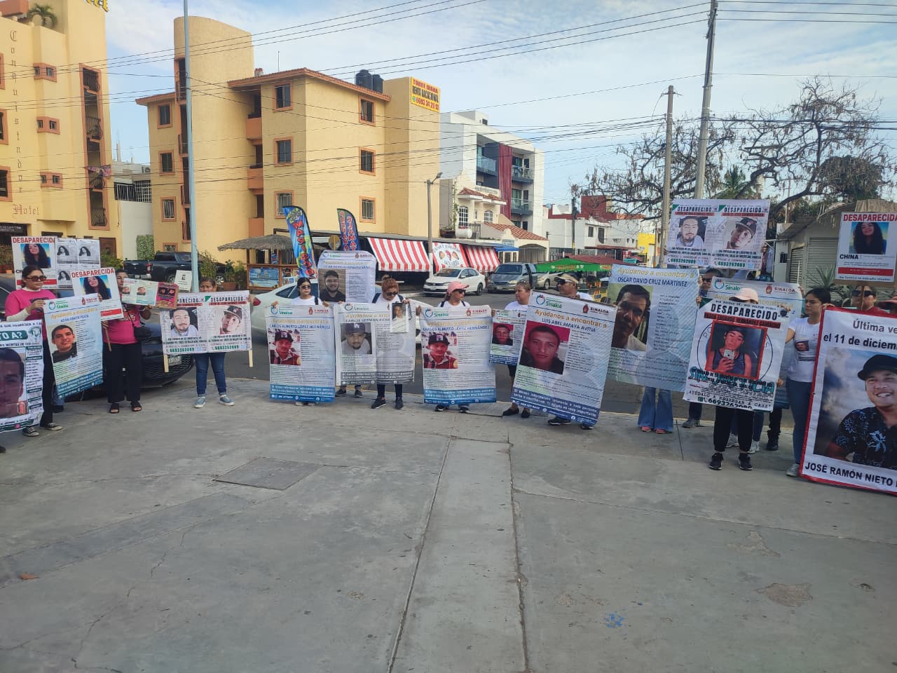 Protesta de familiares de desaparecidos en Mazatlán