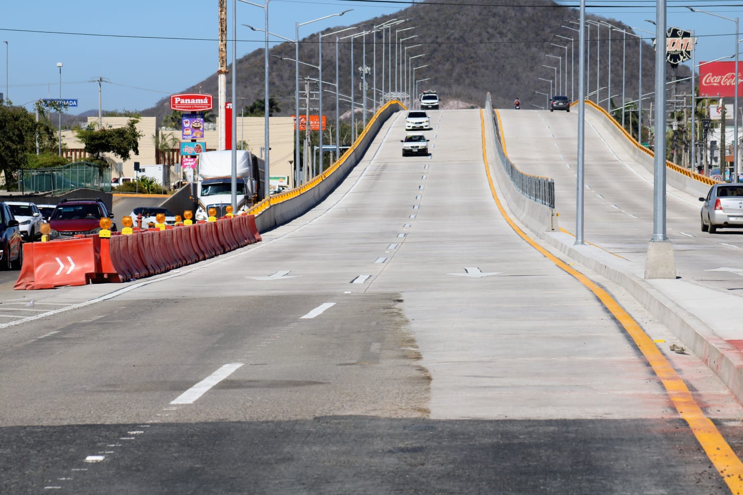Paso elevado del puente salida norte de Mazatlán