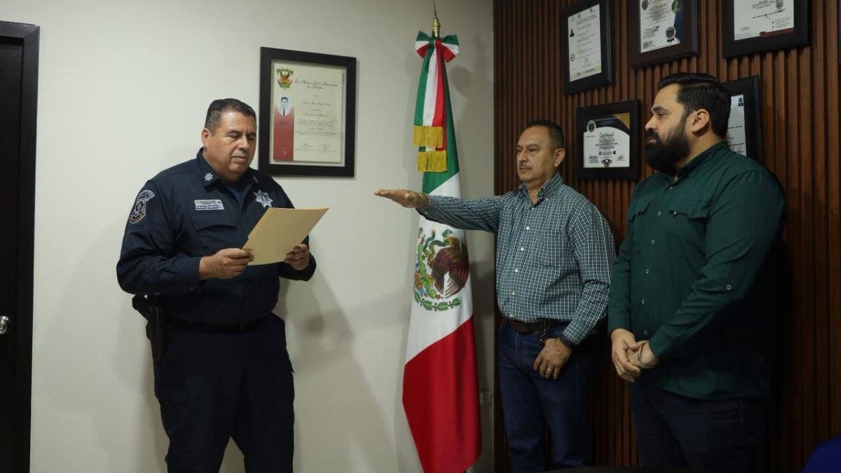 rafael baez sidar en toma de protesta