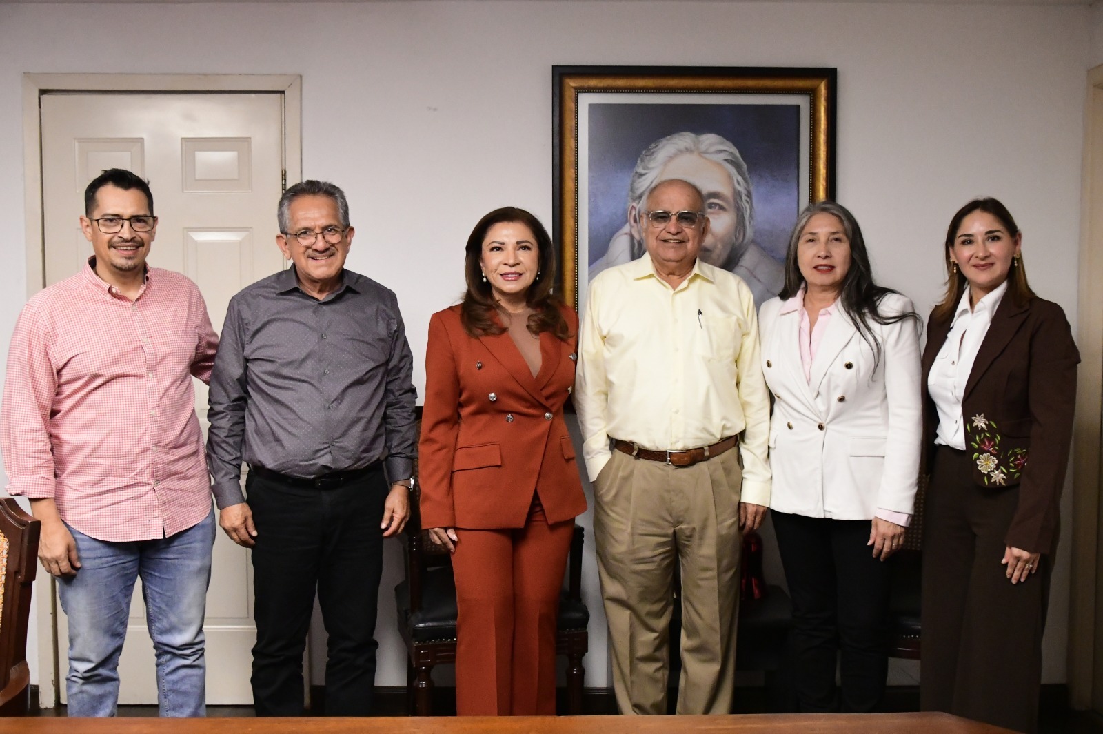 Ramona Calderón gana el Premio Estatal al Mérito Social Agustina Ramírez