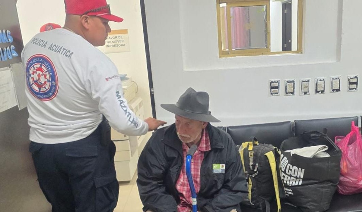 Resguardan a adulto mayor en situación de riesgo, en Mazatlán