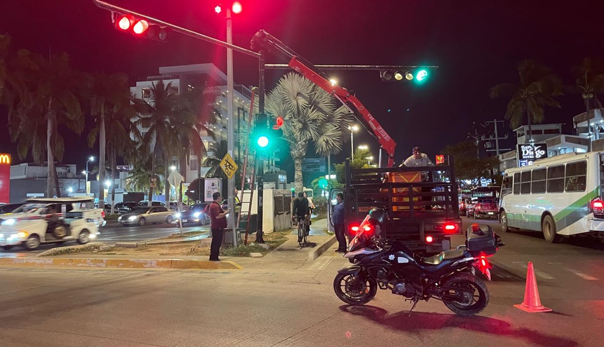 Retirarán semáforos en Avenida del Mar por Carnaval de Mazatlán