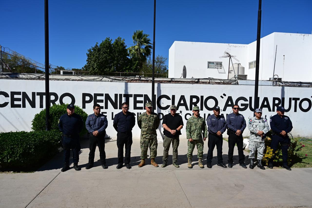 Reunión de autoridades sobre operativo de emergencias en el penal de Aguaruto, en Culiacán