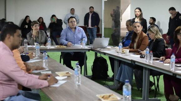 En Guasave, Sinaloa se reúne el Ayuntamiento con la Congregación María Trinitaria