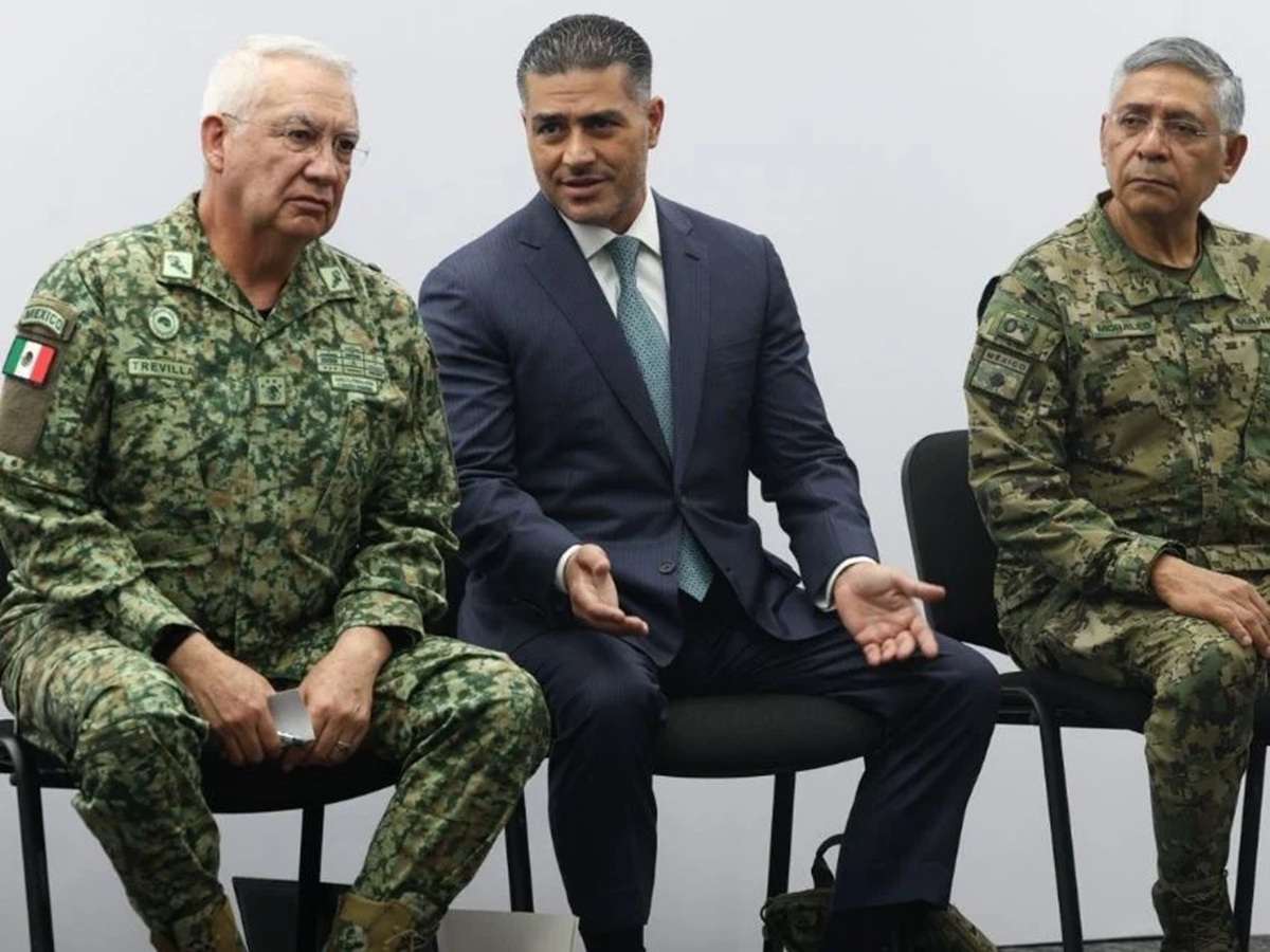 Ricardo Trevilla Trejo, Omar García Harfuch y Raymundo Morales