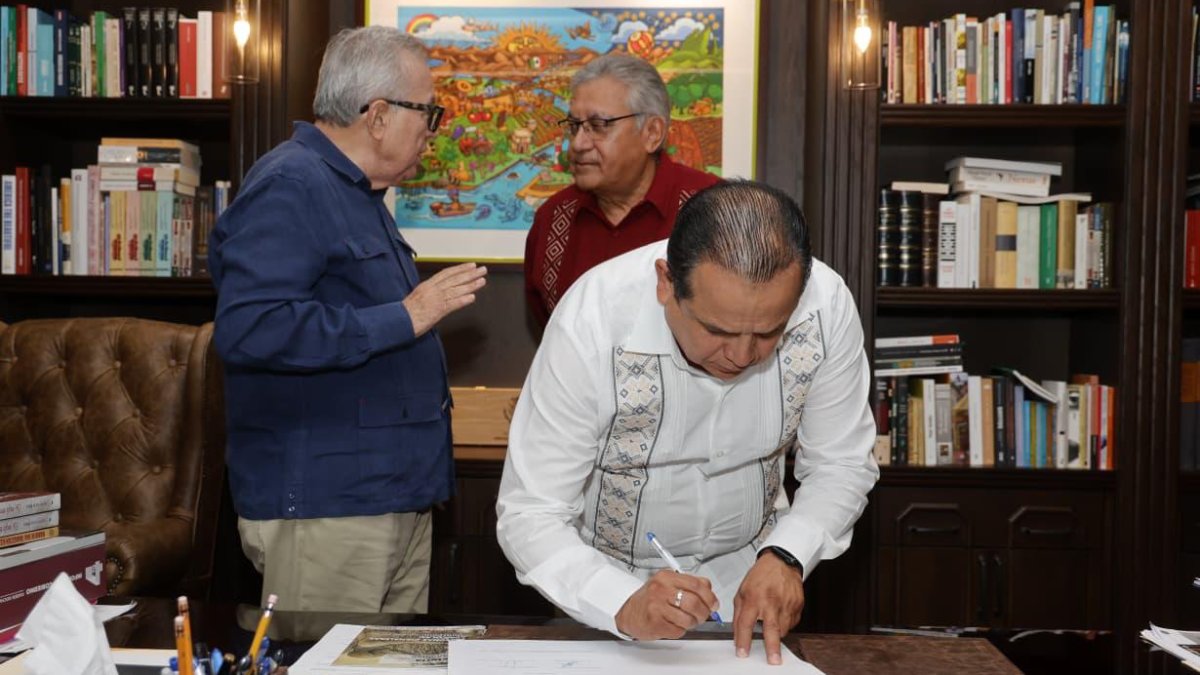 rocha y snte celebran reforma en materia de autonomia sindical firman