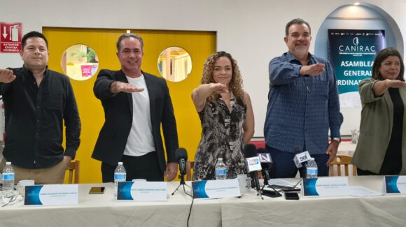 Rosa Cecilia Osuna Guerrero asume la presidencia de Canirac Mazatlán para este 2026