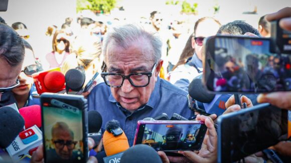 Autoriza Rocha que Gobierno del Estado compre drones para madres buscadoras de Sinaloa