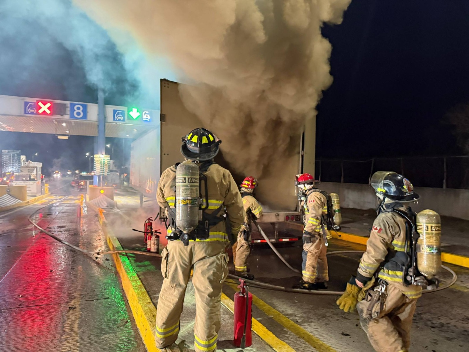 Se incendia tráiler en Mazatlán, Sinaloa