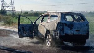 se incendia vagoneta al norte de culiacan