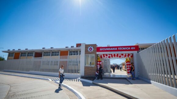 ¡Ya es una realidad! Inaugura el gobernador Rocha la secundaria ETI #101 en Valle Alto, Culiacán, Sinaloa