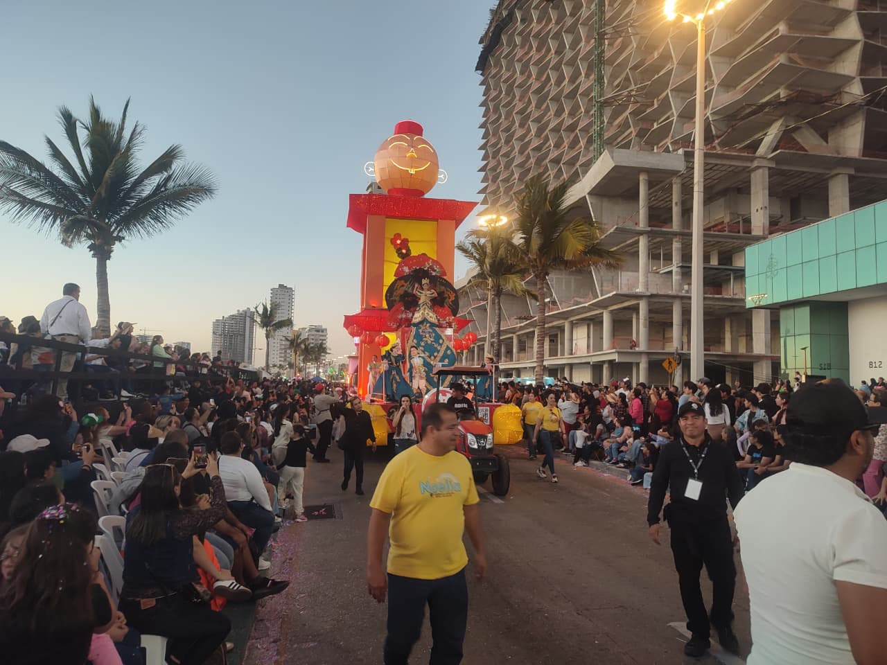 Segundo desfile del Carnaval de Mazatlán 2026