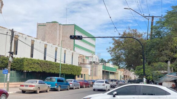 Ayuntamiento de Guasave, Sinaloa solicita semáforos: mal estado causa caos en el centro