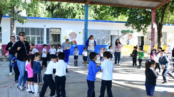 A cuatro días de las vacaciones, más de 80 mil alumnos en Ahome se alistan para el receso escolar de Semana Santa