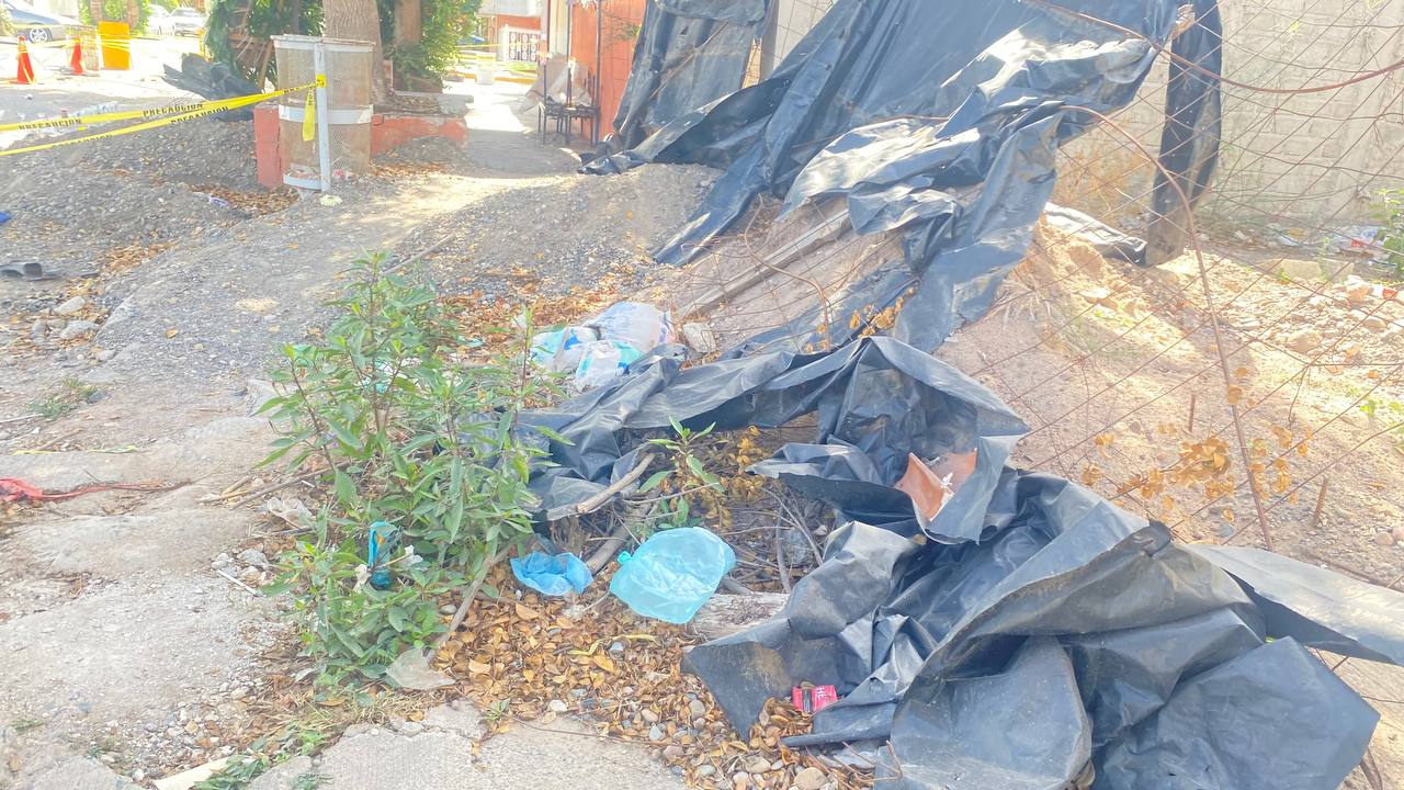 Banquetas intransitables, en Guasave