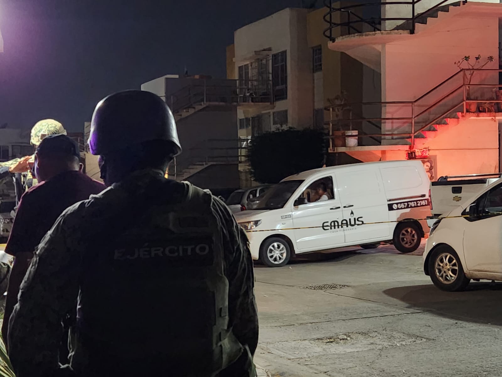 Elementos del Ejercito resguardando zona