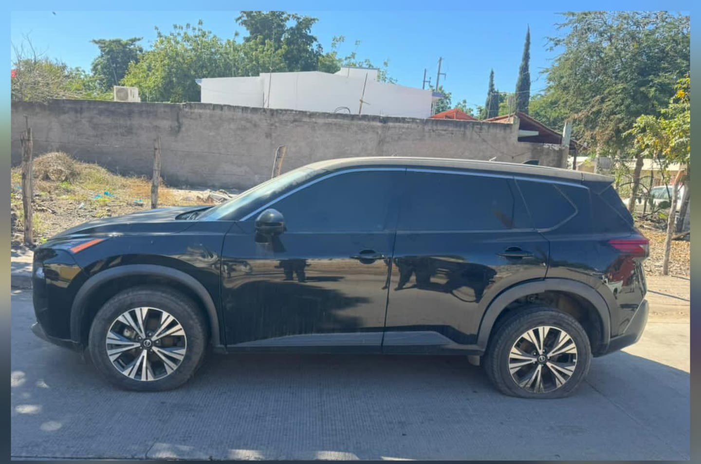 SUV asegurada en Culiacán, Sinaloa