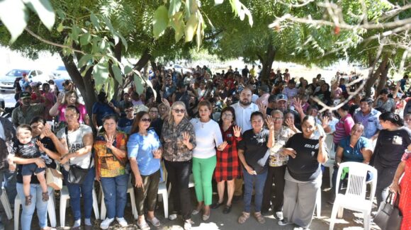 Refrenda Tere Guerra pacto social con liderazgos comunitarios en Mazatlán, Sinaloa ,