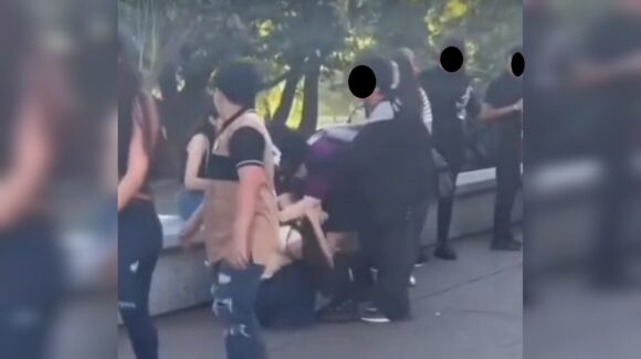 ¡De no creerse! Captan a ‘Therian’ agrediendo a una joven en el Parque Las Riberas de Culiacán, Sinaloa
