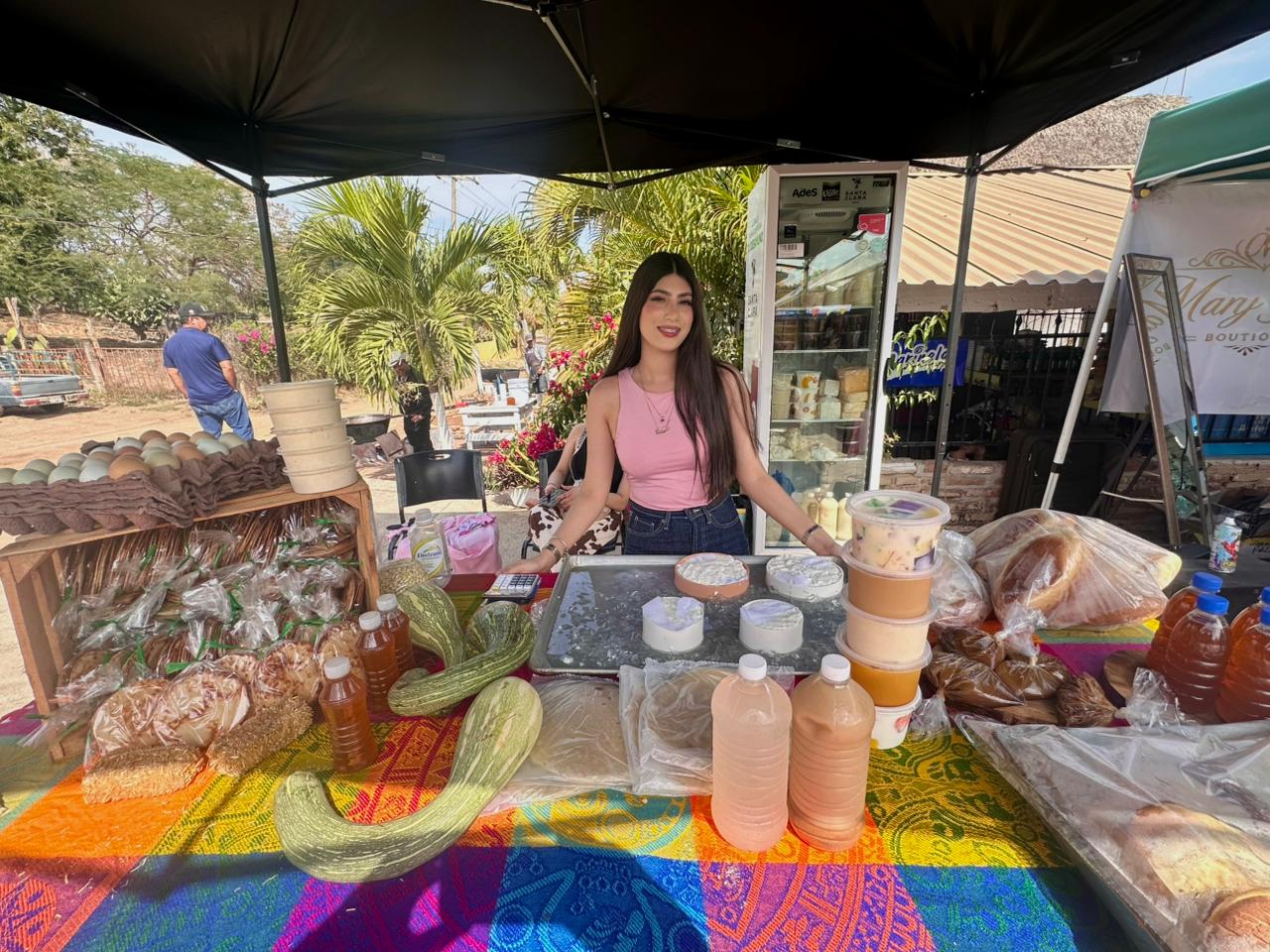 Tianguis de Puerta de Canoas, Mazatlán