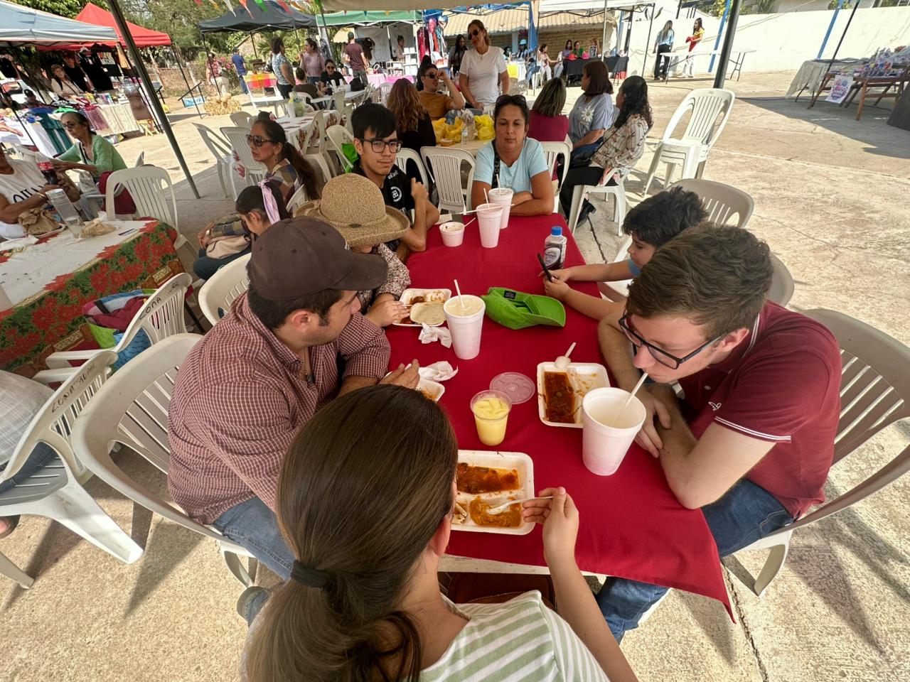 Tianguis de Puerta de Canoas, Mazatlán