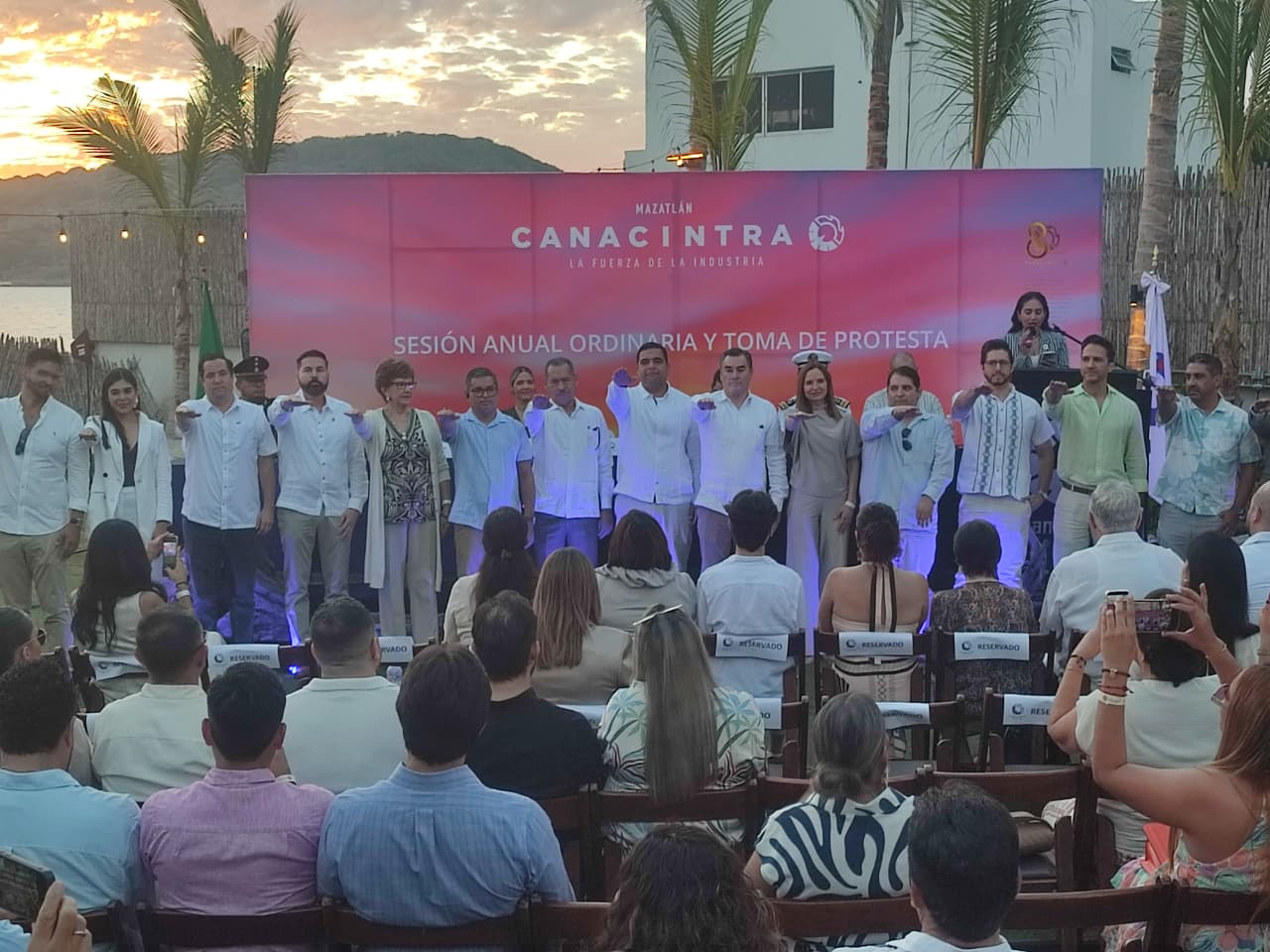 Toma de protesta del nuevo presidente de Canacintra Mazatlán